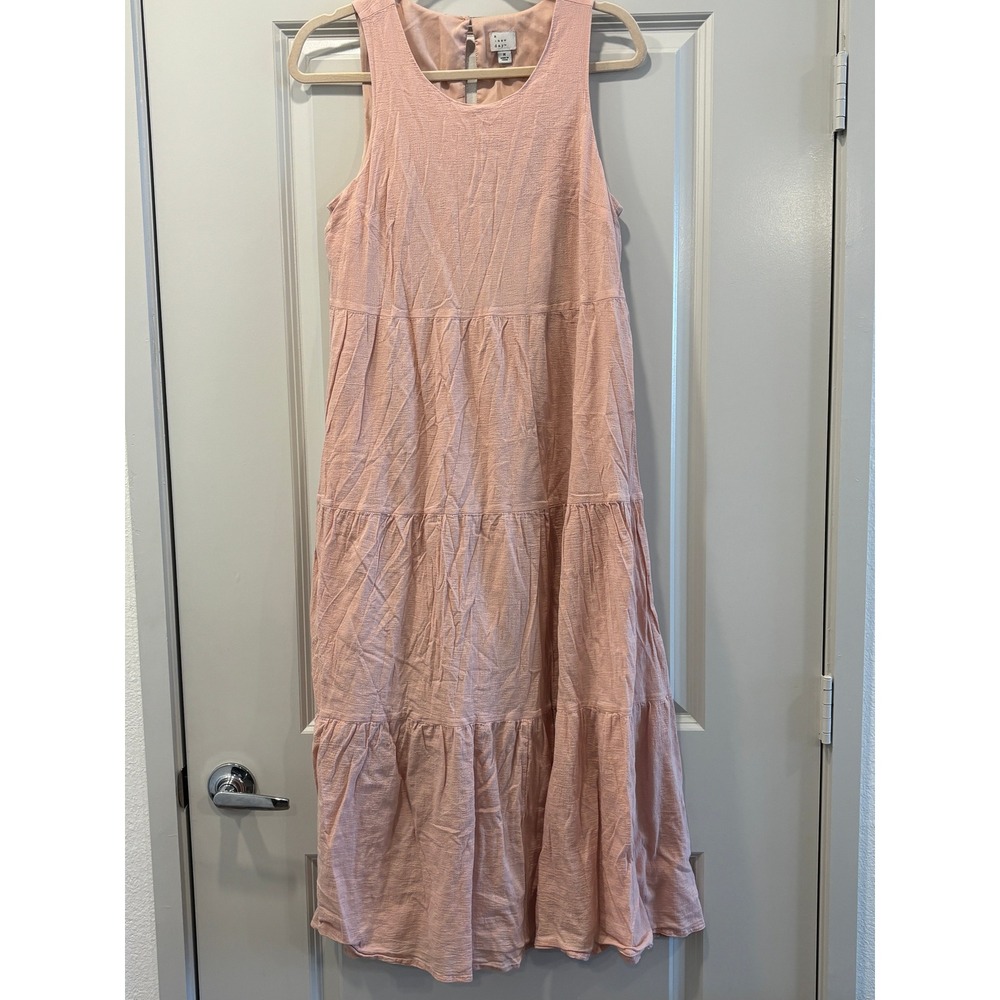 A New Day Womens Sleeveless Tiered Maxi Dress Blush Pink Size M Keyhole Back